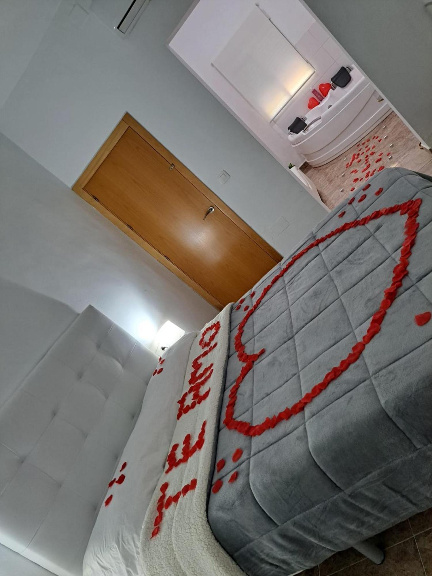 Apartamento Jacuzzi Картахена Екстериор снимка